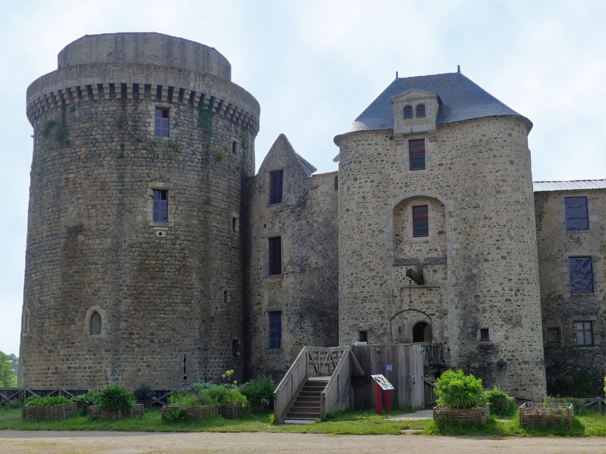 Chateau de Mesmin