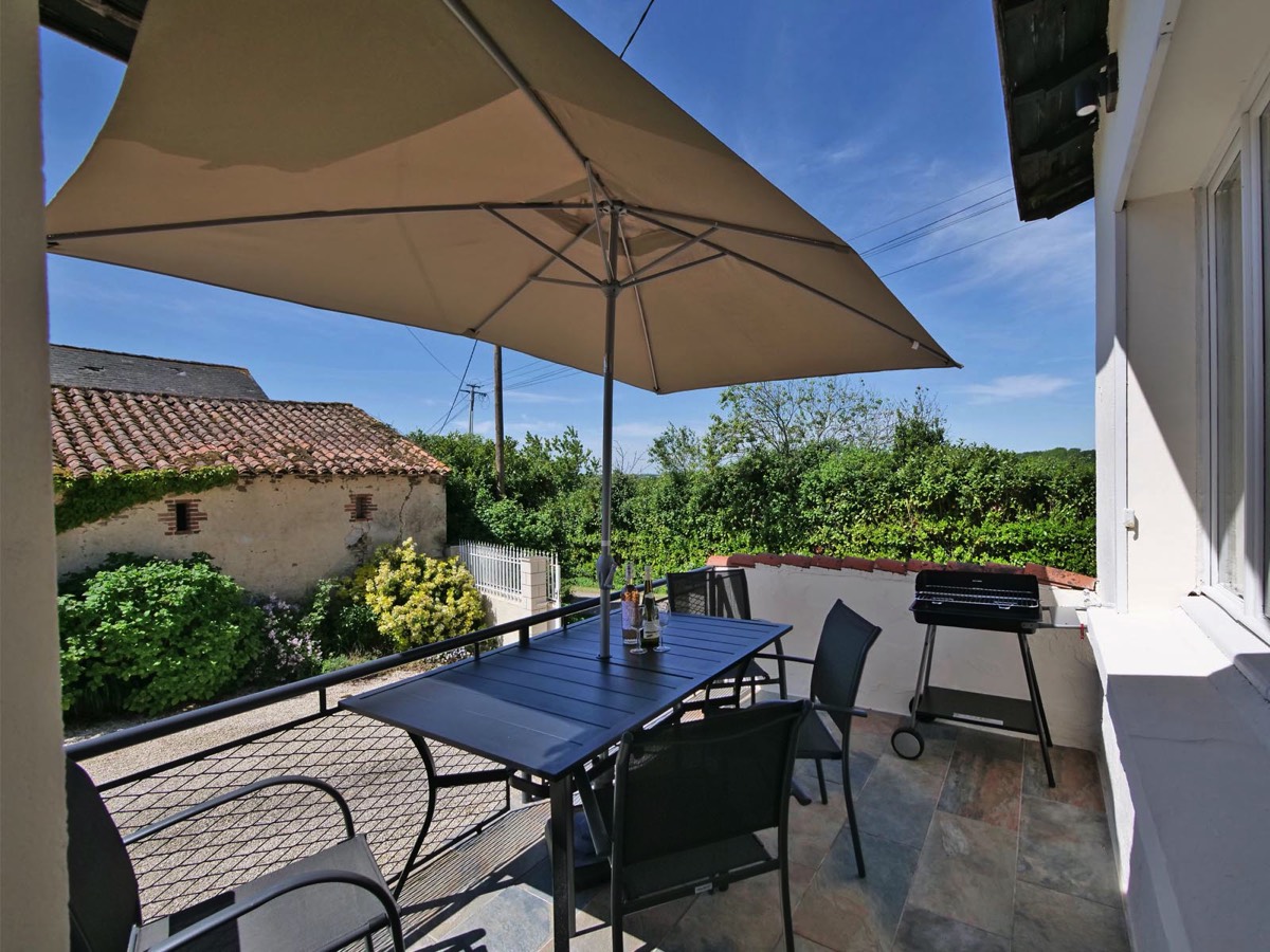 Alfresco Dining Terrace at Chez Le Pinier Gîte