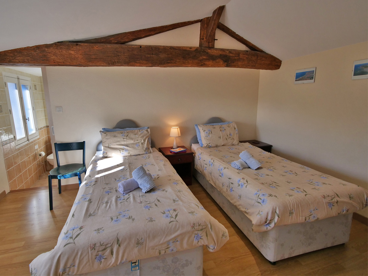 Twin Bedroom at Le Gite Tranquille