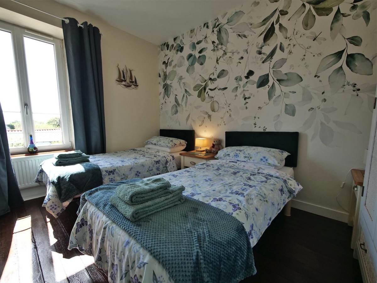 Twin Bedroom at Le Vieux Cafe