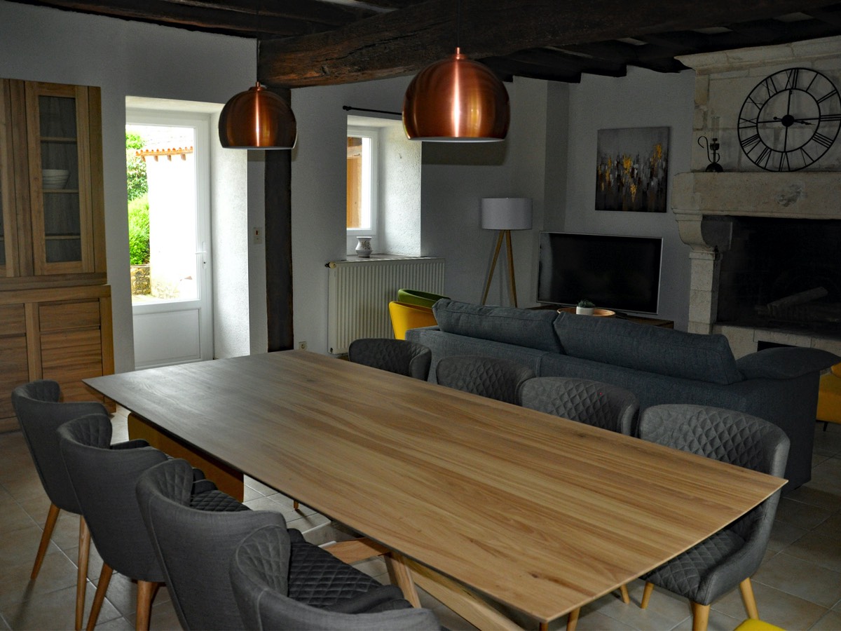 Dining area at Residence des Papillons